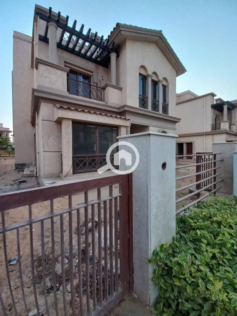 3 7985c601-bf67-4277-8c6c-b0a85062361c. jpg