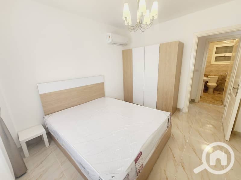 2 eb7a2e1e-734d-48d0-9083-f9521975ee6f. jpeg