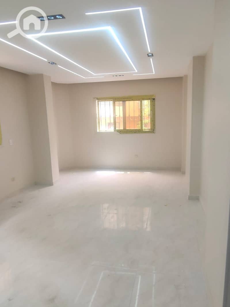 8db0c6db-c2ef-41ba-8611-079eac4b29be. jpg