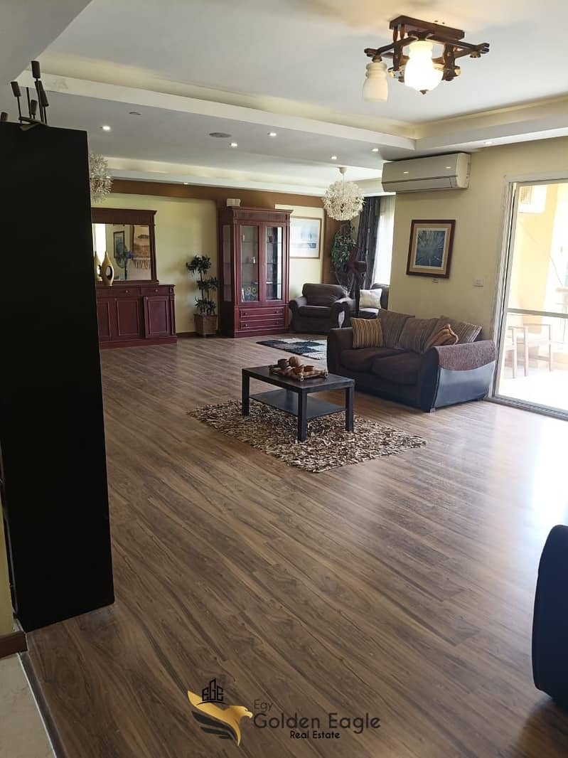 16 e7f5af65-3cea-49bc-b0ef-5a737a18bf15. jpg