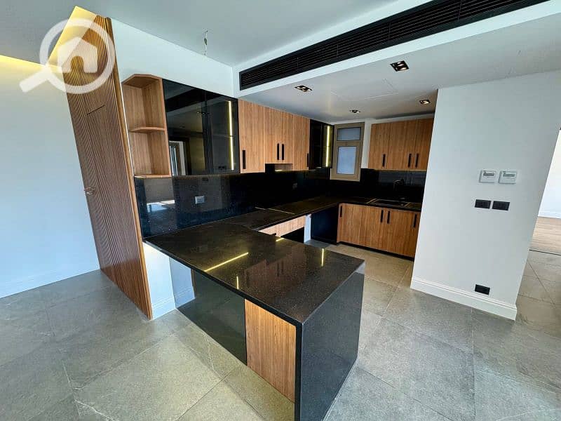 5 8c7e5d29-c45b-4df2-a5ae-3049cb33f4ef. jfif. jpg