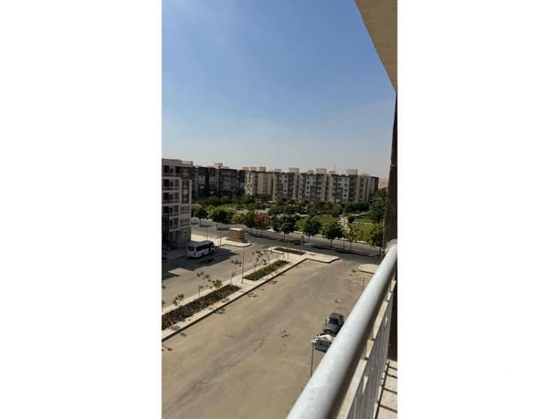 4 WhatsApp Image 2025-10-29 at 12.47. 52 PM. jpg