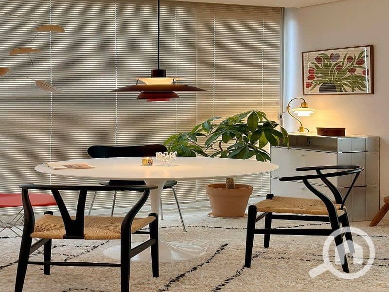 12b4743f6bb79df7b58a6077282d4a67. jpg