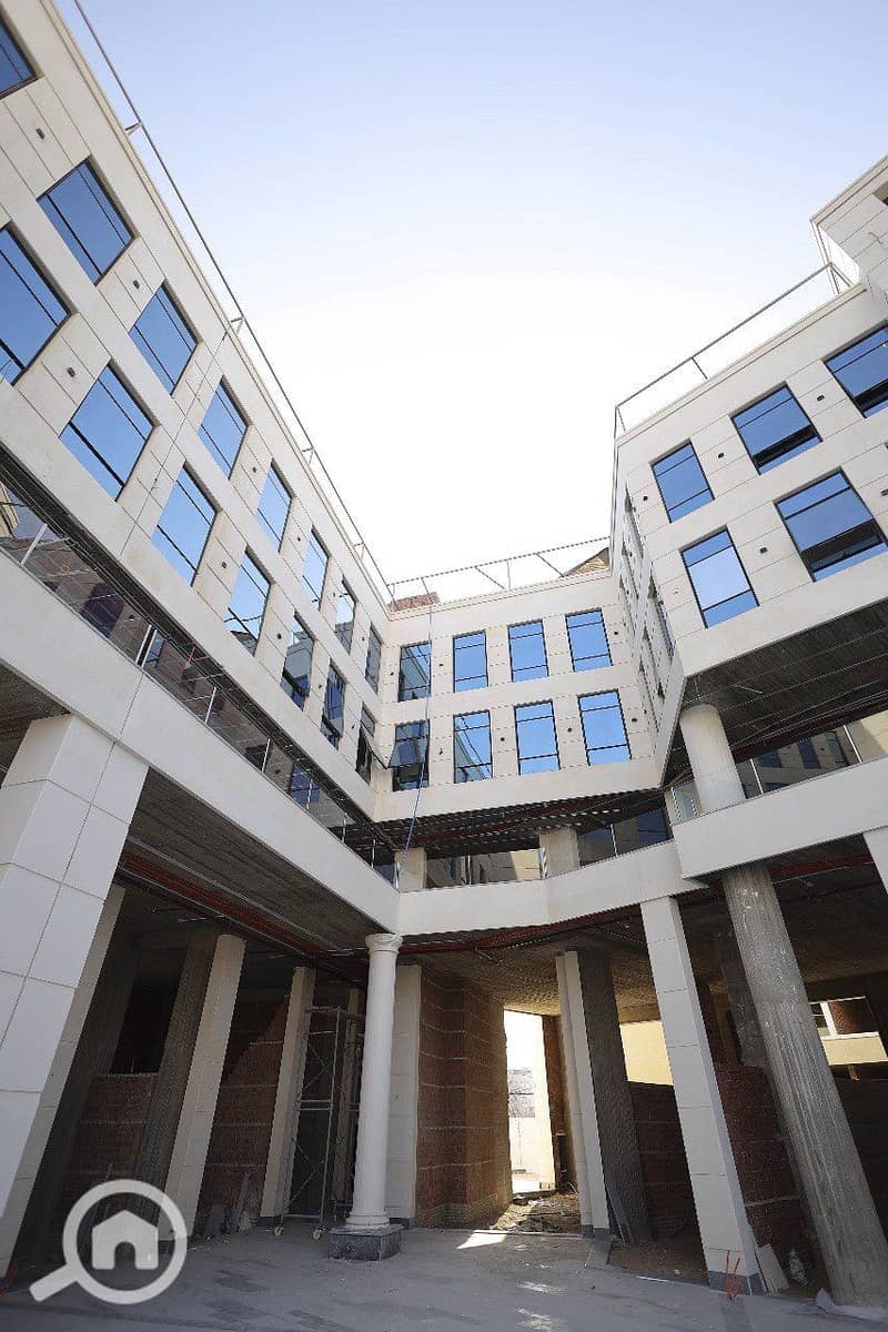 2 MAKANY 1 MALL (4). jpg