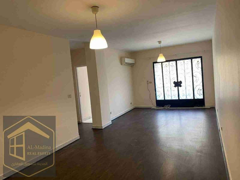 1000377720. jpg 1000377720. jpg