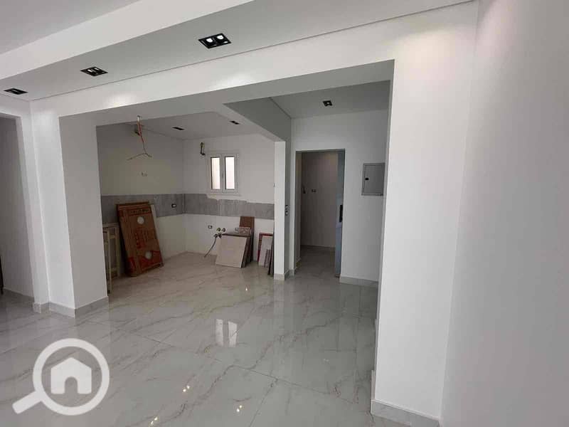 5 c39bf4b5-9bdf-4bd8-8f20-bfbbb70bab49. jpg