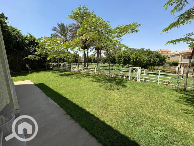 4 a3870d48-c517-44be-b2e6-dd2a7eecd740. jpg