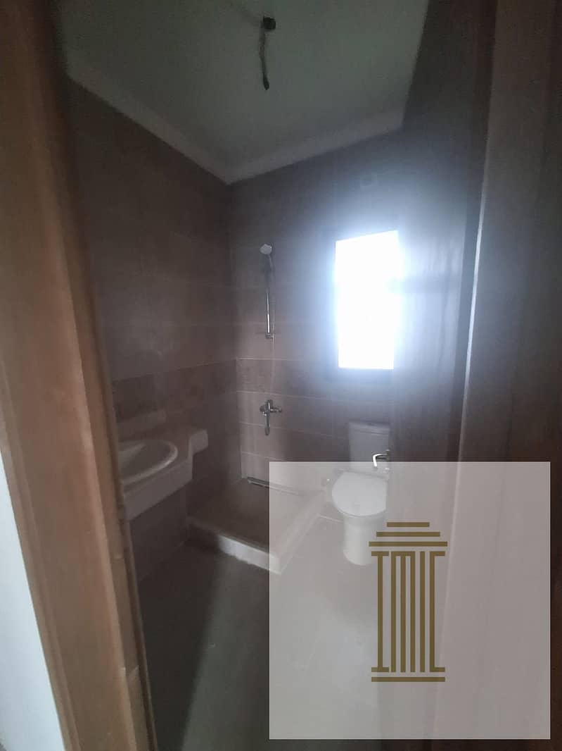 6 WhatsApp Image 2025-10-28 at 5.53. 14 PM (1). jpeg