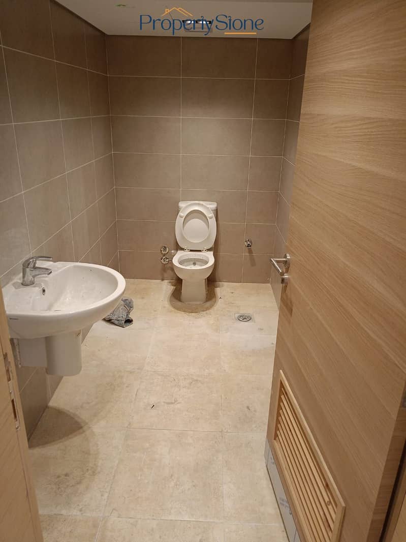 4 WhatsApp Image 2025-10-29 at 3.35. 29 PM (1). jpeg