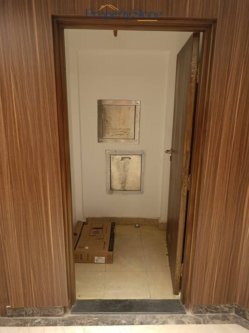 16 WhatsApp Image 2025-10-29 at 3.35. 28 PM (2). jpeg