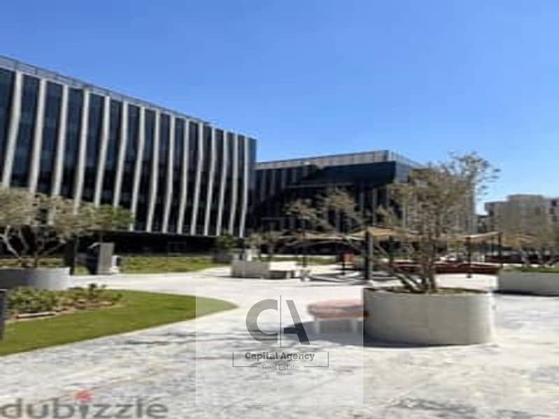 2 WhatsApp Image 2024-12-16 at 06.42. 51_12d0e67f. jpg