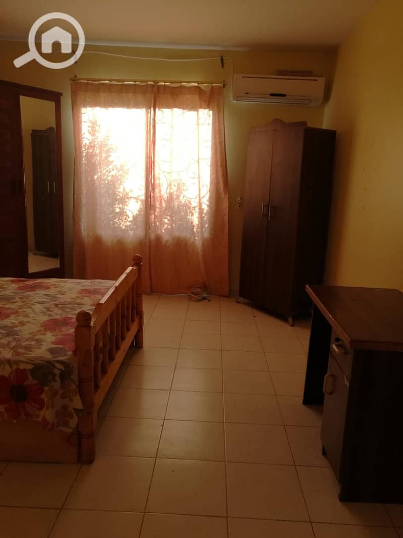 3 e9d6a39e-2f8f-41b7-8985-97074ef509e0. jpg