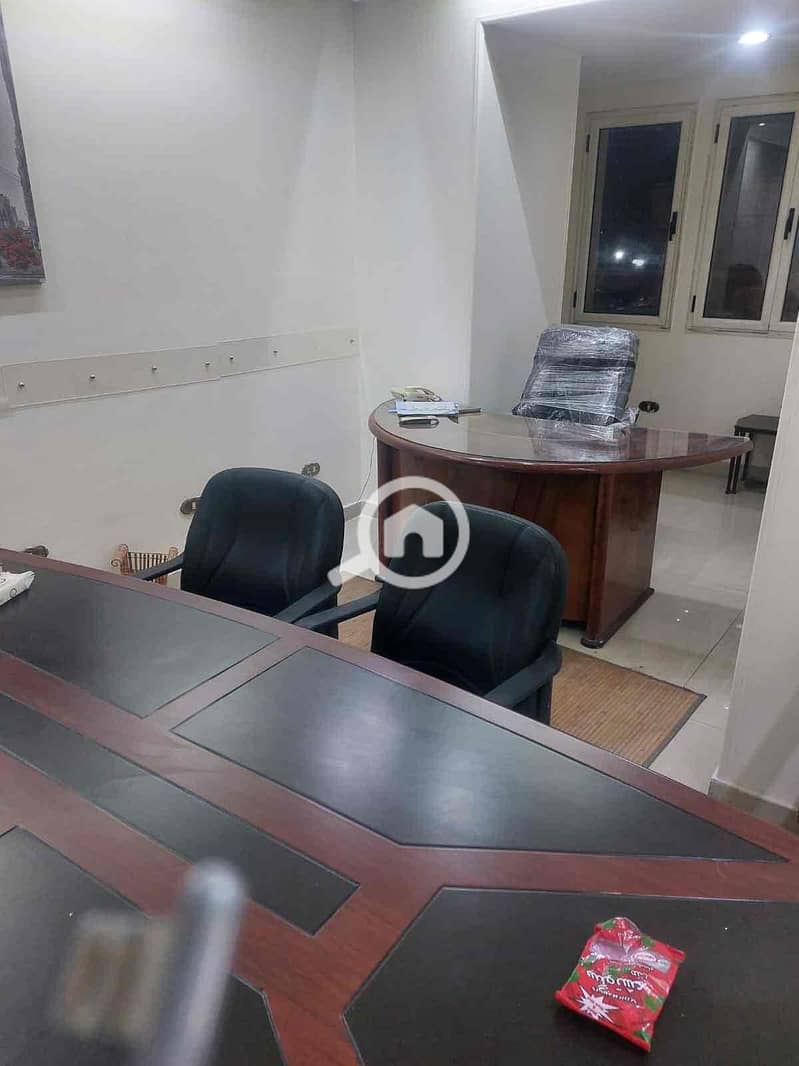 2 7dc9aeec-21cf-48f5-8577-10820a8dd1b9. jpg