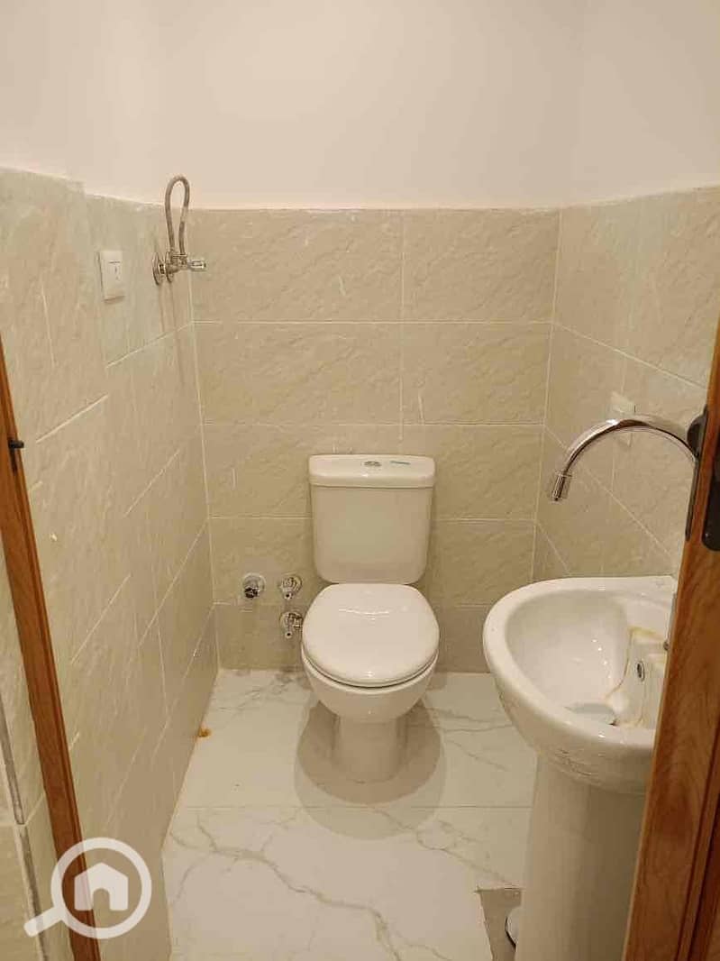 3 46bf29d4-6fd1-4877-8bce-8ec8d58edff1. jpg