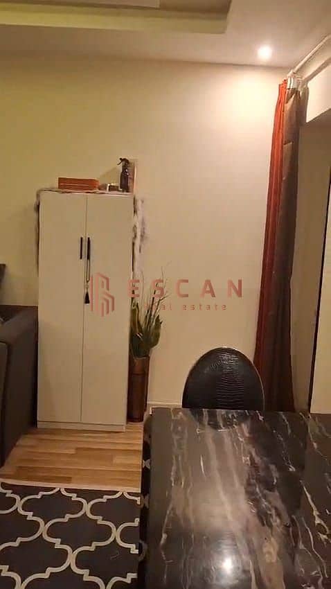 2 U665539 (11). jpeg