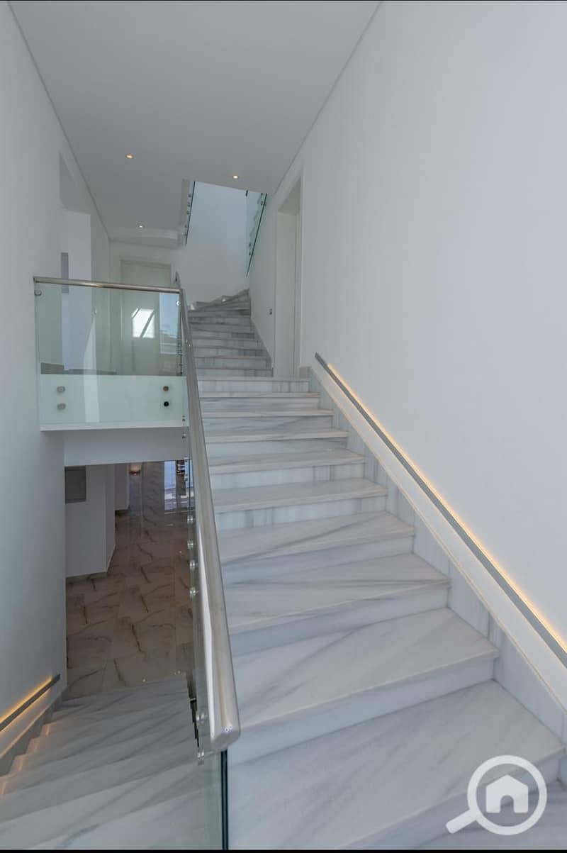 24 WhatsApp Image 2025-04-29 at 6.54. 39 PM. jpeg