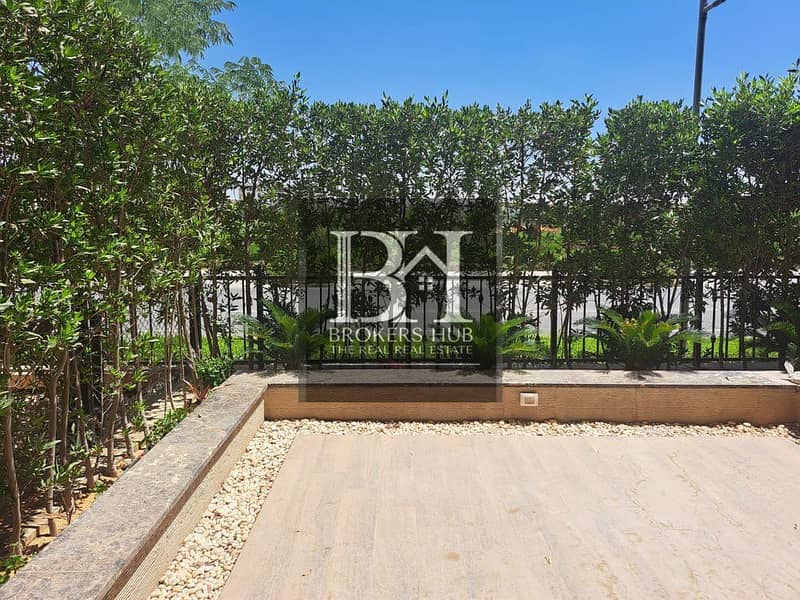 10 967462c9-f5cc-4d55-a582-1ef81e39448f. jpeg