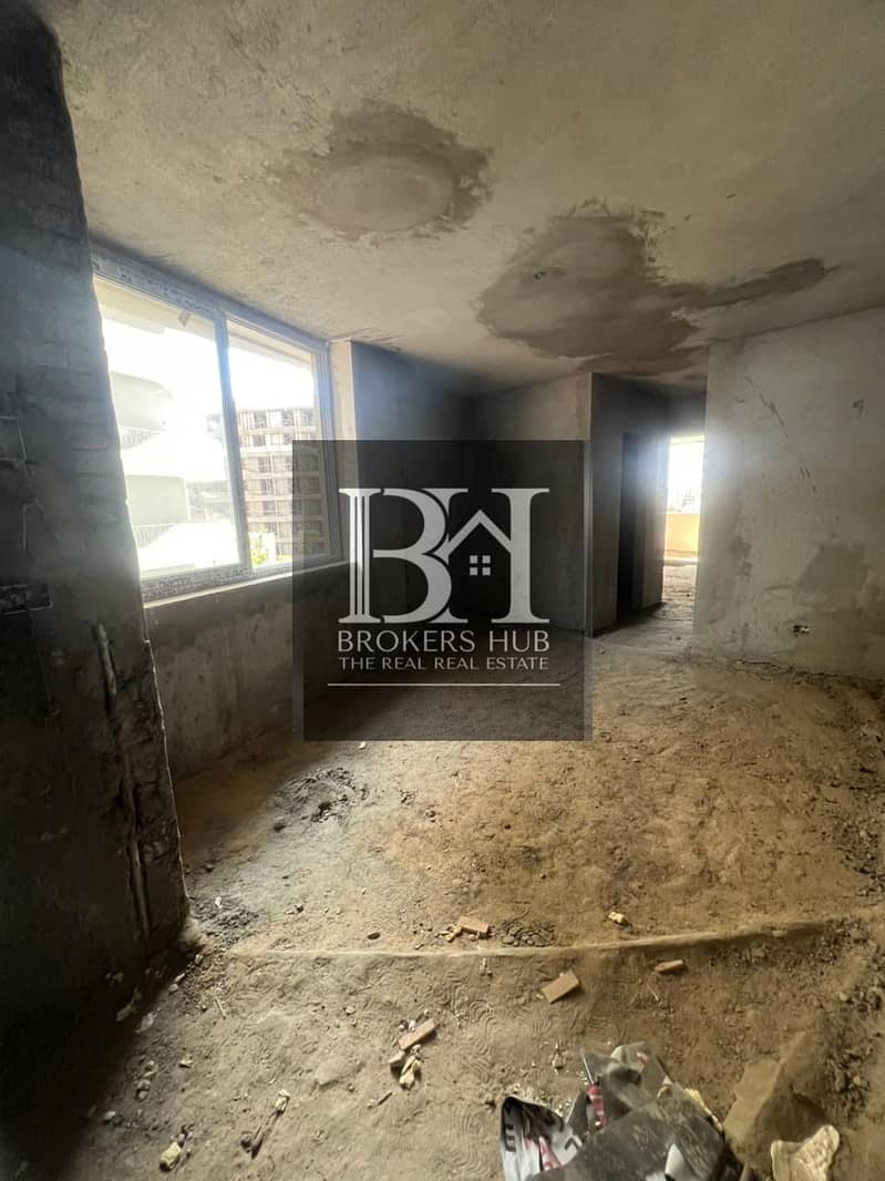 5 6e0508ac-cdb0-4186-9a65-a825d2f906de. jpeg