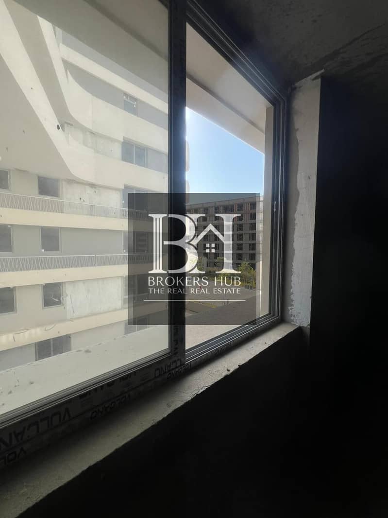 14 a67acc99-6a26-4d88-89ad-9ec43c4d1b9e. jpeg