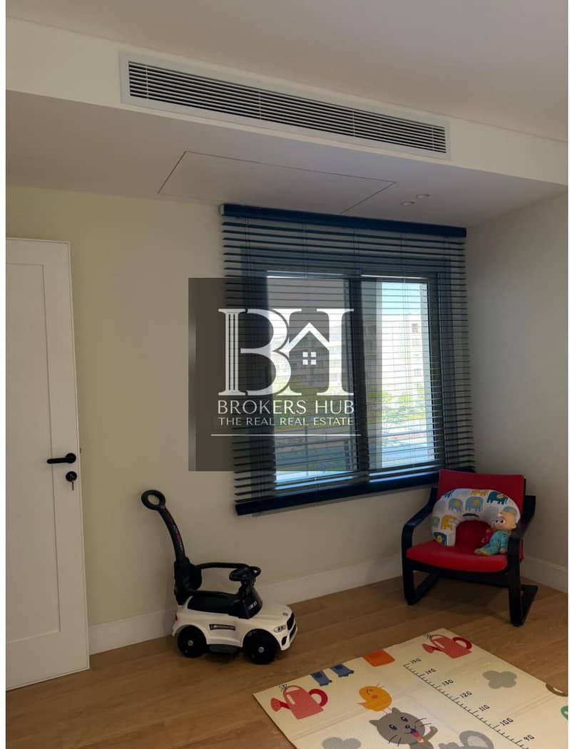 4 73b6a288-20ff-4088-a540-fd55861bc058. jpeg