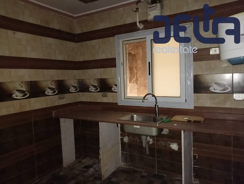 4 10cbe21c-d7d5-49de-a065-b1febcf4e9f0. jpg