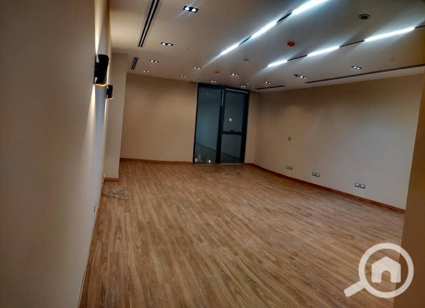 5 WhatsApp Image 2025-10-29 at 17.55. 24 (3). jpeg