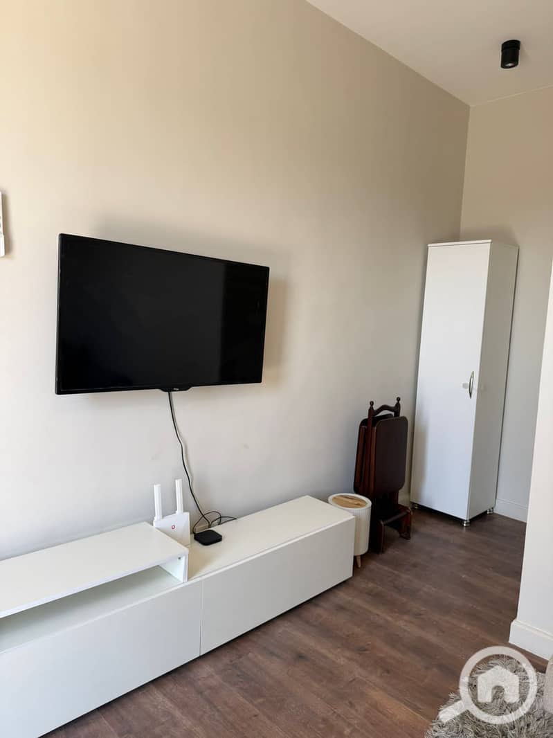 4 WhatsApp Image 2025-10-29 at 18.00. 22_e1b74412. jpg