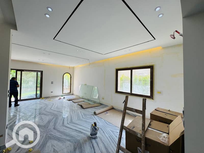 4 391b08a5-f6f4-45f2-943d-9e321aafd91a (1). jpeg