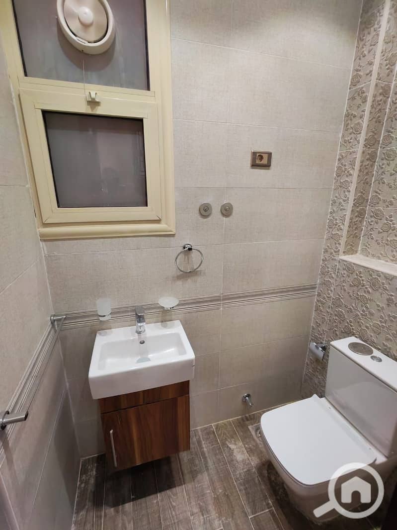 11 WhatsApp Image 2025-10-06 at 10.41. 42 AM (3). jpeg