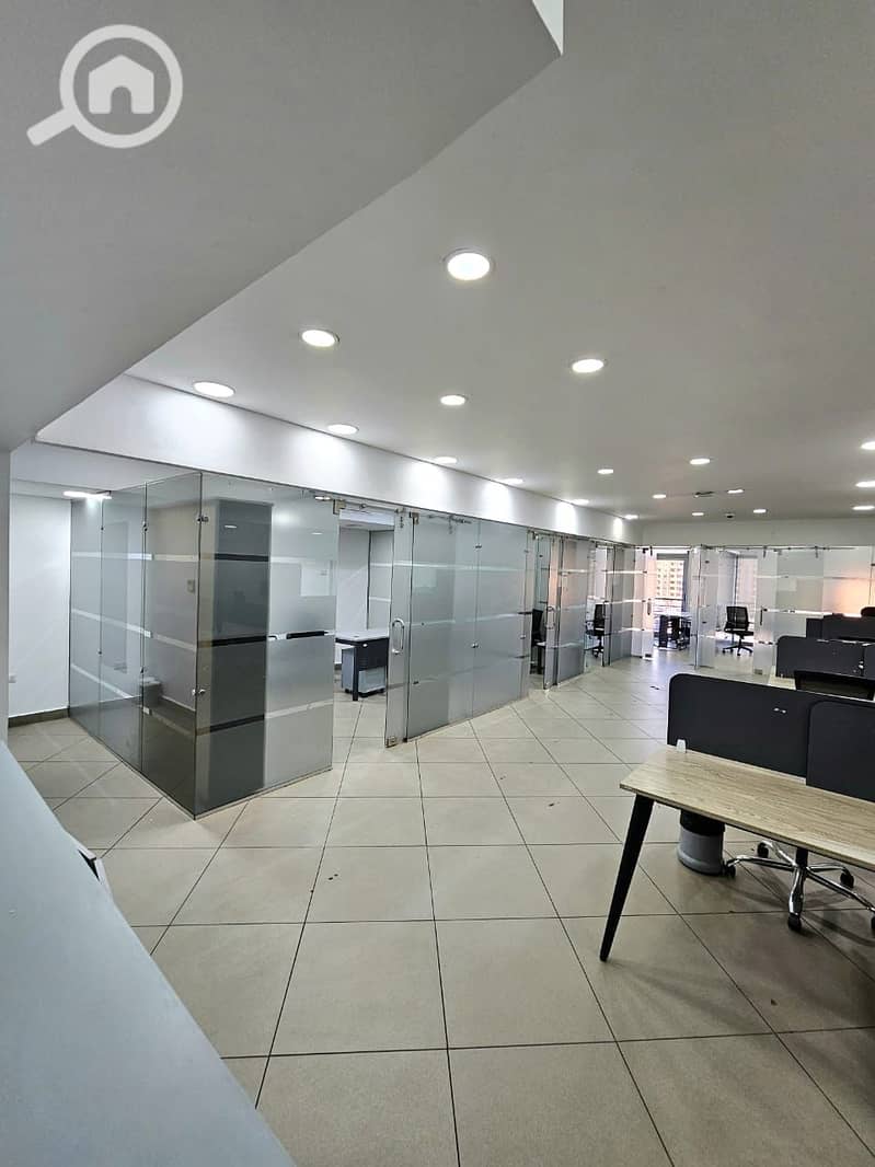 6 WhatsApp Image 2025-10-29 at 6.47. 49 PM (1). jpeg