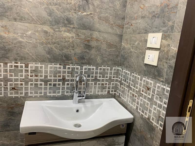 20 WhatsApp Image 2025-10-26 at 3.21. 40 PM (2). jpeg