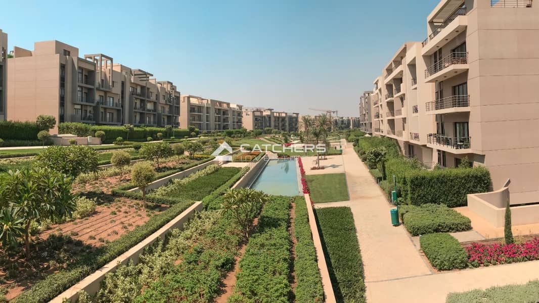 9 Vth Square - Live Photos _page-0014. jpg