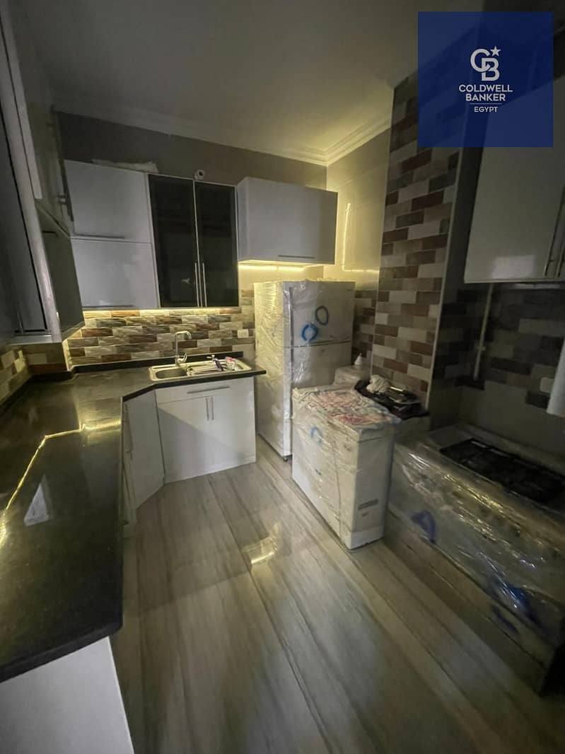 4 6f3d8886-15aa-4ba0-bf69-ddcfb0e1aea6. jpeg