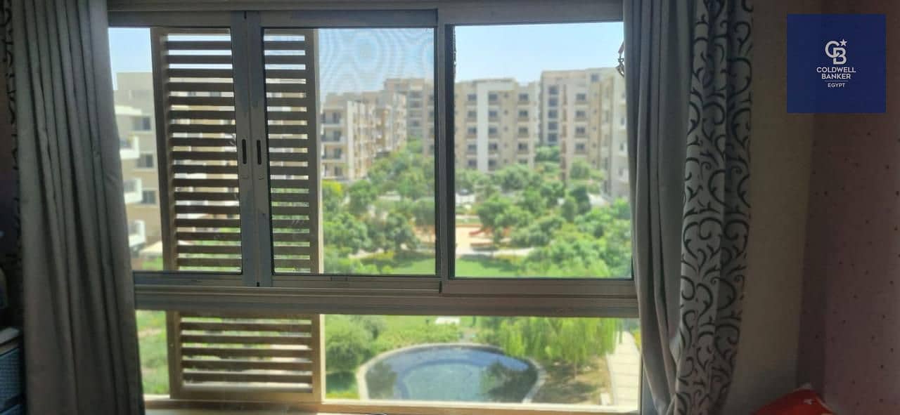 4 40e932c4-15be-4c04-8071-ac1e26a8e535. jpeg