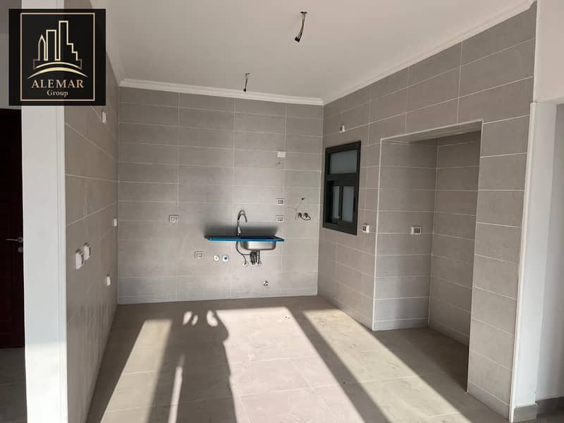 5 572035534_863788772776484_6402999293447726814_n. jpg