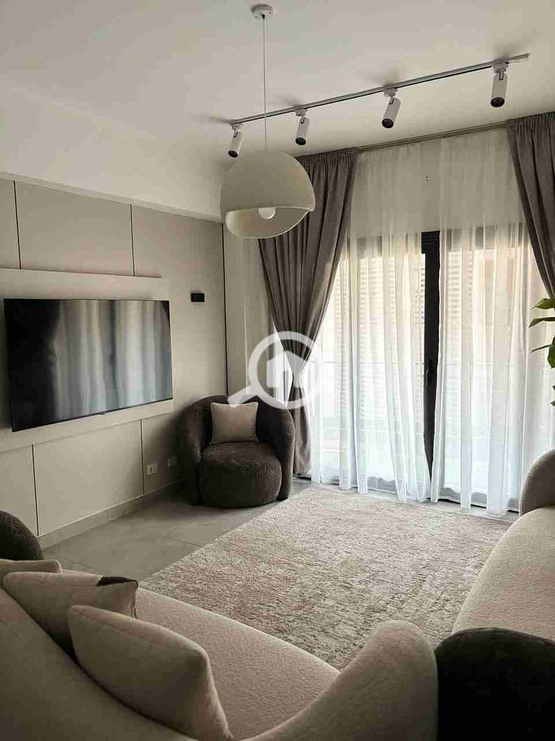 1000409703. jpg 1000409703. jpg