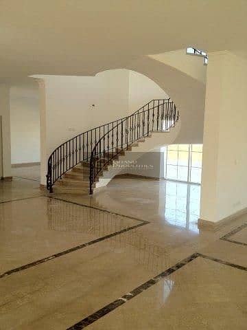 2 544462ec-f8c6-4424-a482-33810bc2283c. jpg