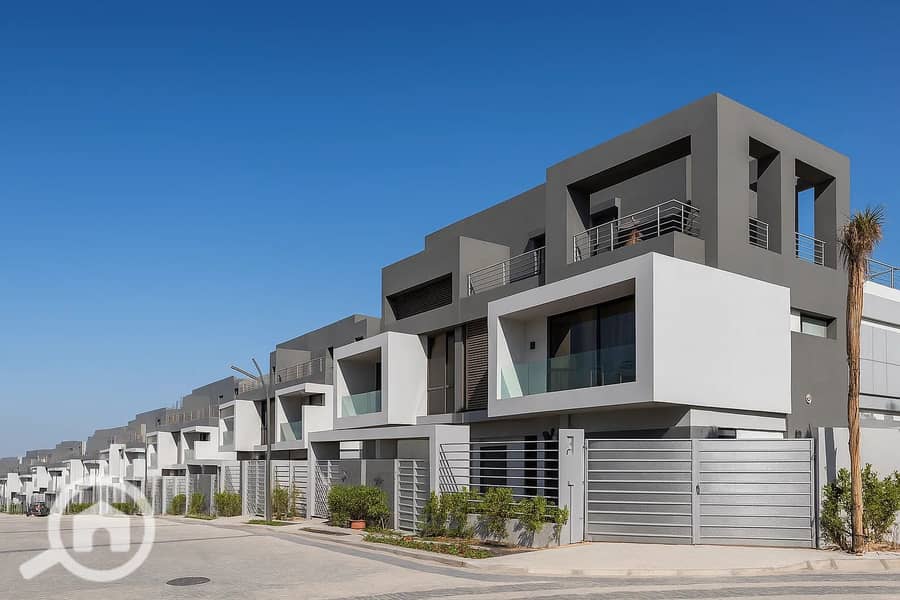 4 assets_task_01k1n5f1dgecpabg1q2bqgbdev_1754130879_img_0. jpg