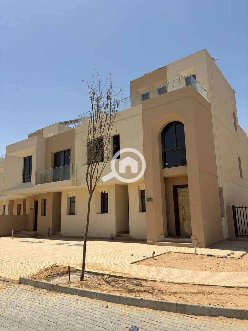 4 b5141546-d186-4b8b-a868-9e565a2fd526. jpeg