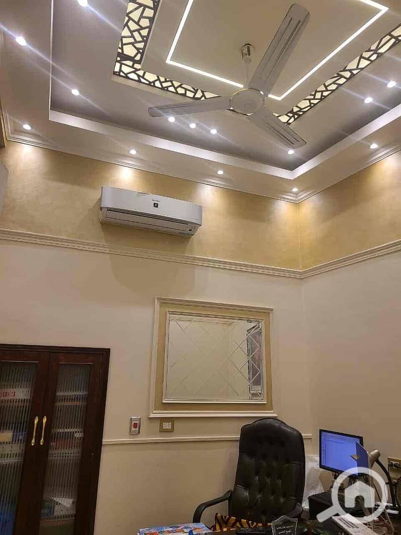 2 cfc2ff9b-01ad-4d87-ac57-bab7537a1e96. jpg