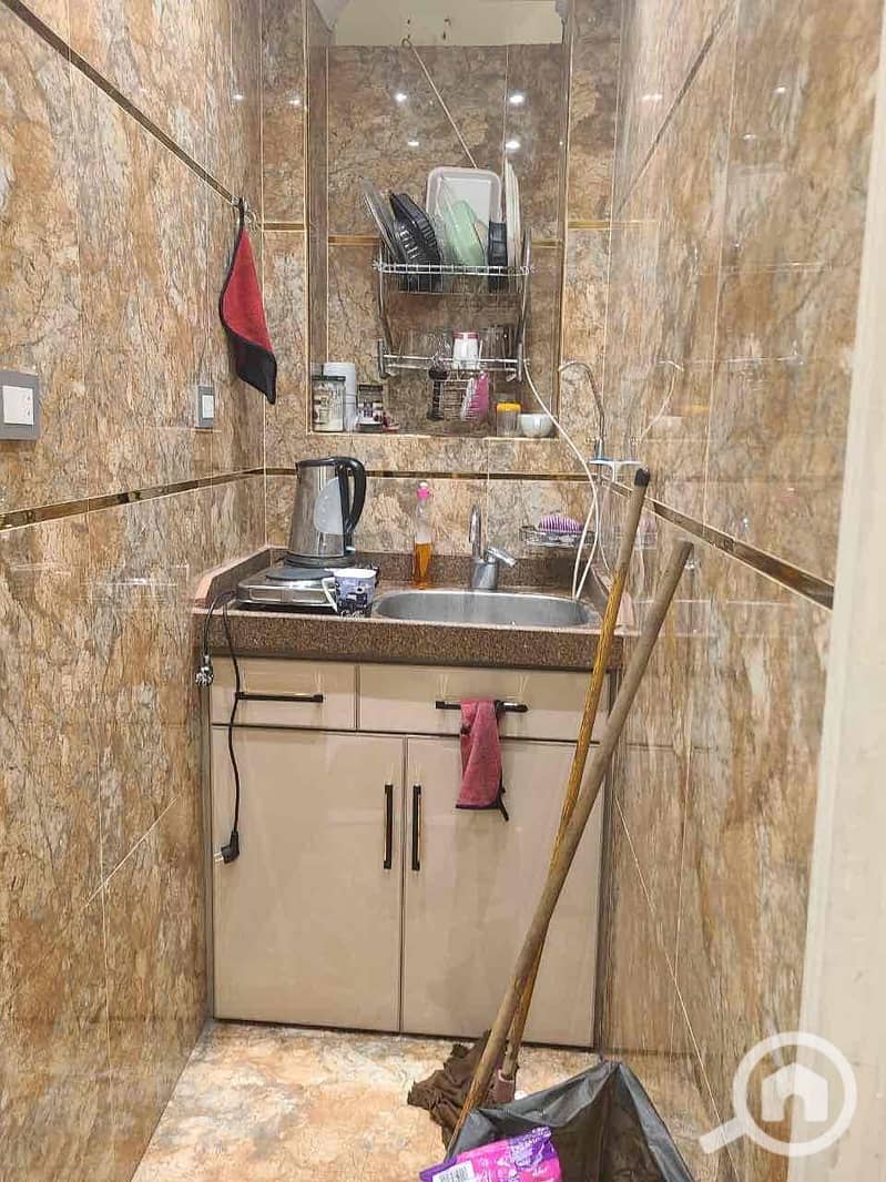 7 13f19851-cba4-4632-b3c3-f3ca499e8b15. jpg