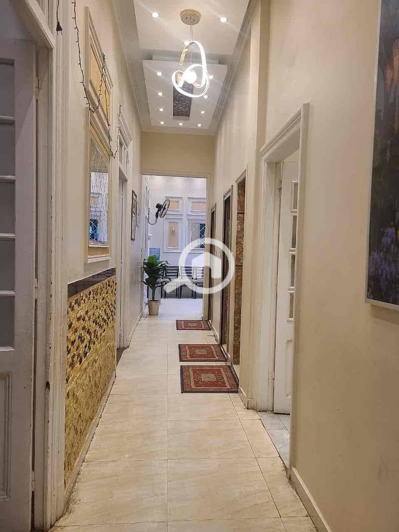 8 f6449e33-f674-40bd-a332-67d78d534e6b. jpg