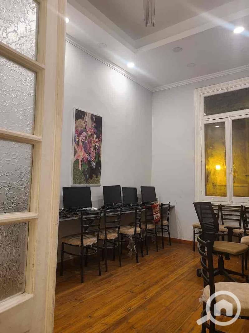 12 c4b29f6e-28ec-4d3c-aa82-13576b27fdc4. jpg