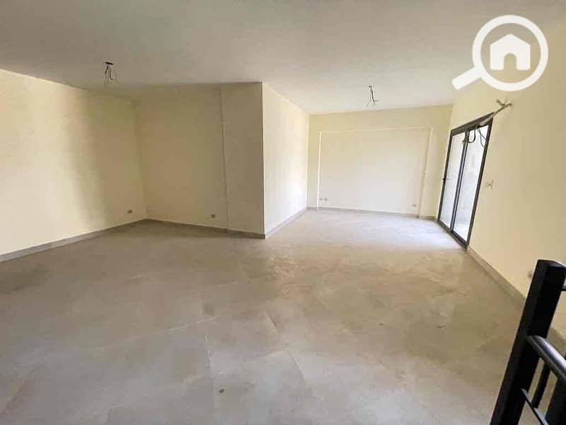 7 f2bcea5f-9bd8-49d2-992b-2f6950d62a43. jpg