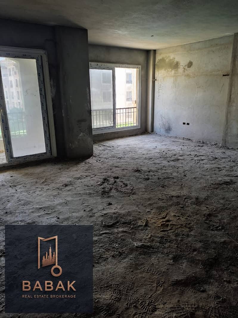 8 WhatsApp Image 2025-10-29 at 20.46. 26_115bfd8f. jpg