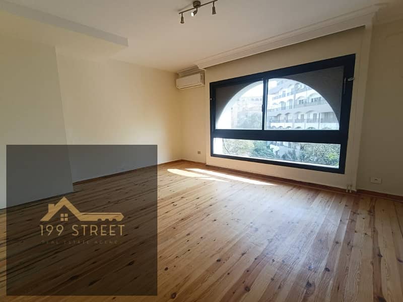 7 WhatsApp Image 2025-10-26 at 11.26. 23-2. jpeg