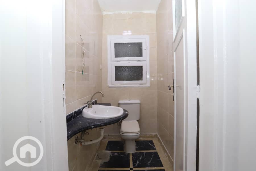 10 Untitled-2_0009_WhatsApp Image 2025-10-28 at 9.03. 18 PM. jpg