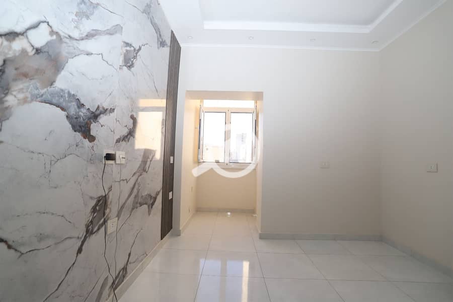 21 Untitled-2_0022_WhatsApp Image 2025-10-28 at 9.47. 50 PM. jpg