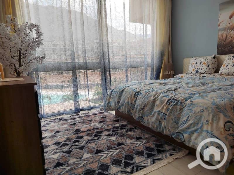 4 549cdb74-3a04-4c61-b429-d180b079c6eb. jpg