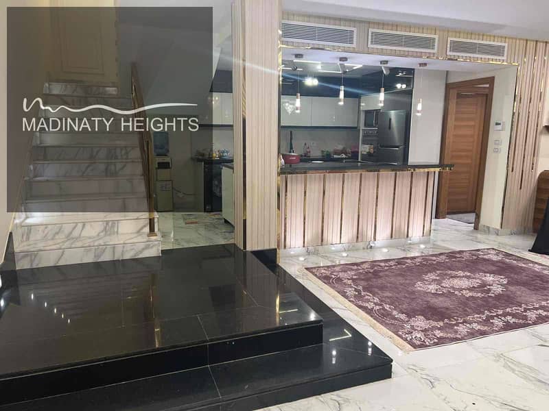 6 27e4ccd2-8326-42f8-92c5-522ae2e81f0d. jpg